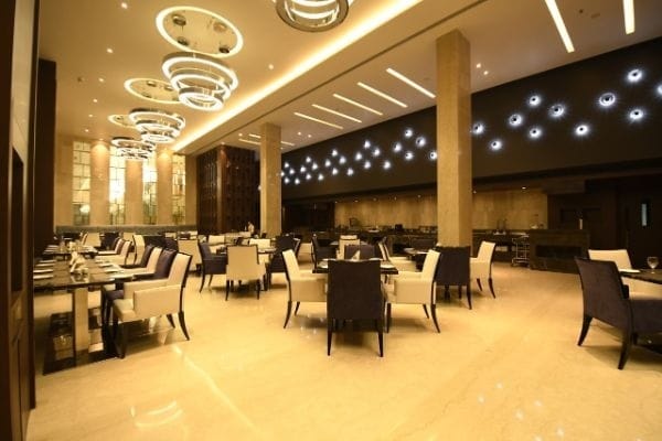 Food Eating With Seating